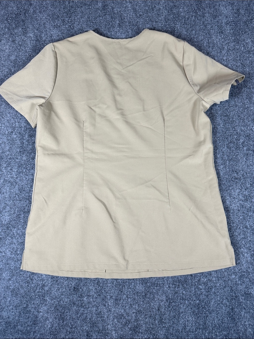 FIGS Casma Three-Pocket Scrub Top Tan/Khaki Women’s Size Small - Picture 10 of 12